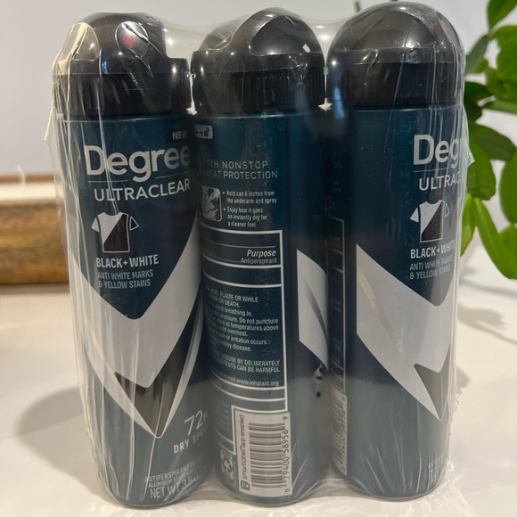 DEGREE MEN ULTRACLEAR BLACK & WHITE DRY SPRAY ANTIPERSPIRANT DEODORANT 3 PACK - Picture 2 of 2